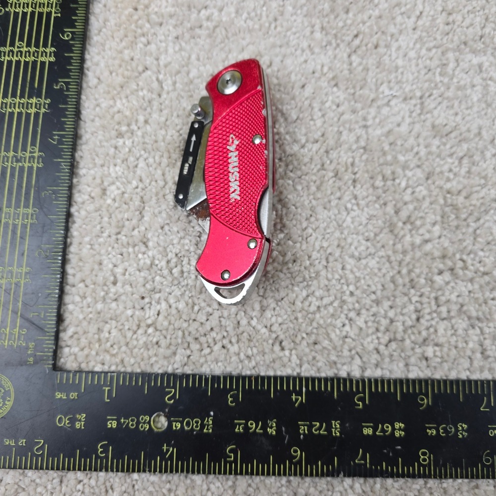 Husky Folding Utility Knife Textured Aluminum Handle Stainless Steel Pocket Clip